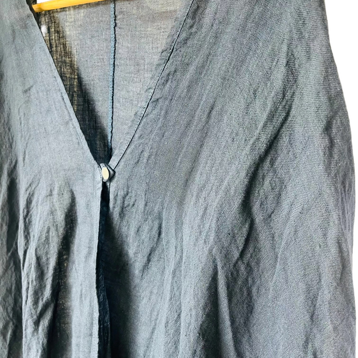 Italian linen button top